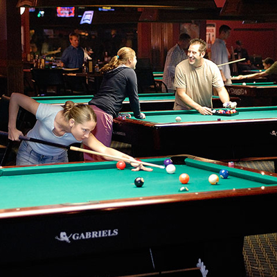Two-Stooges-Billards